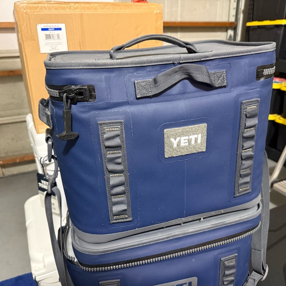 YETI Hopper Flip 18 Cooler
